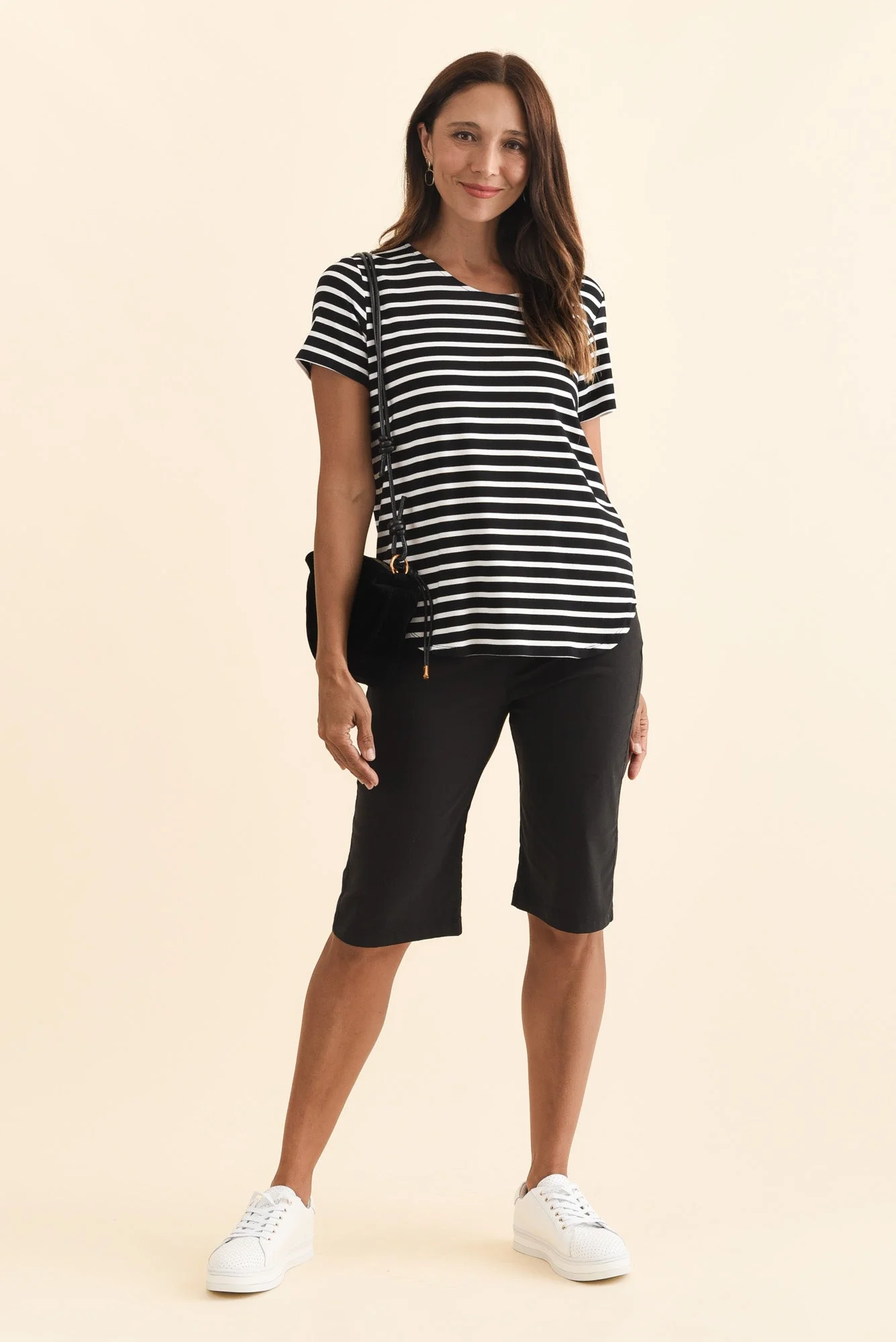 Air-Lite Black Stretch Pocket Shorts - Image 2