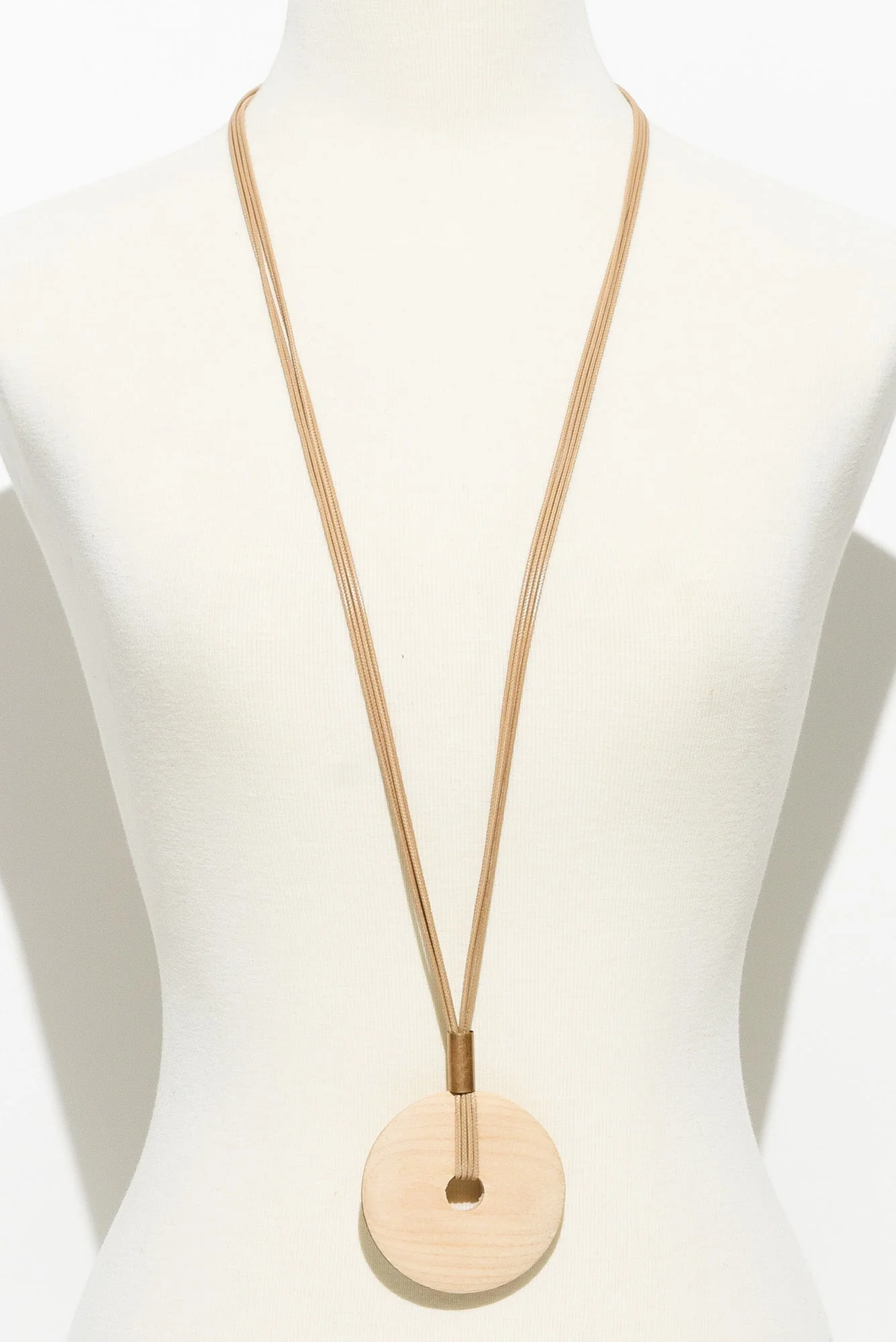 Aria Natural Circle Pendant Necklace - Image 2