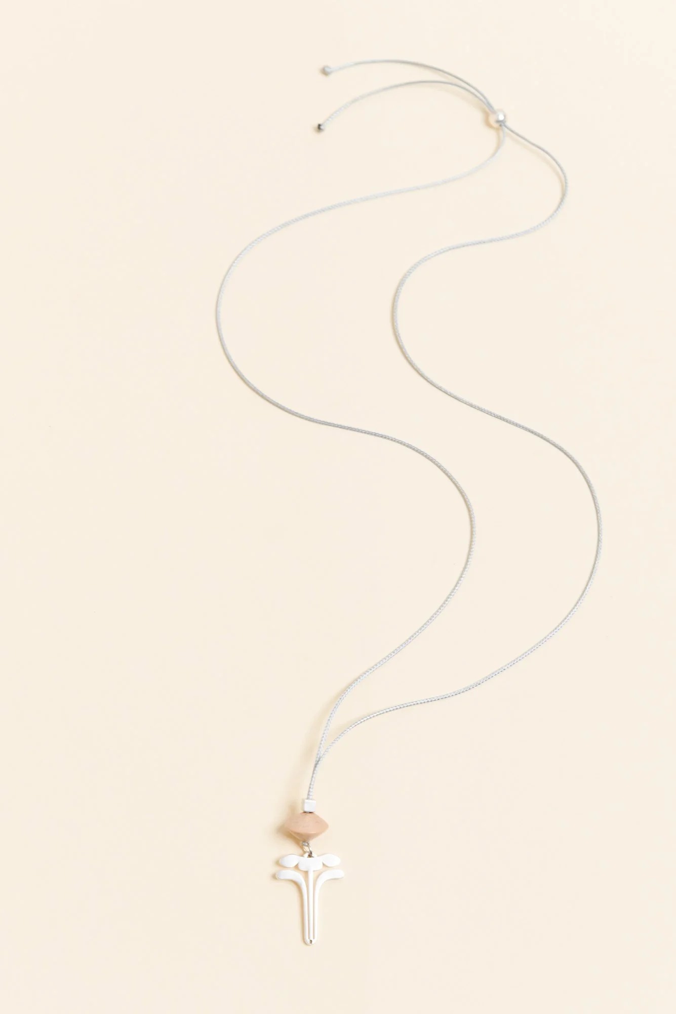 Hatia Silver Flower Pendant Necklace