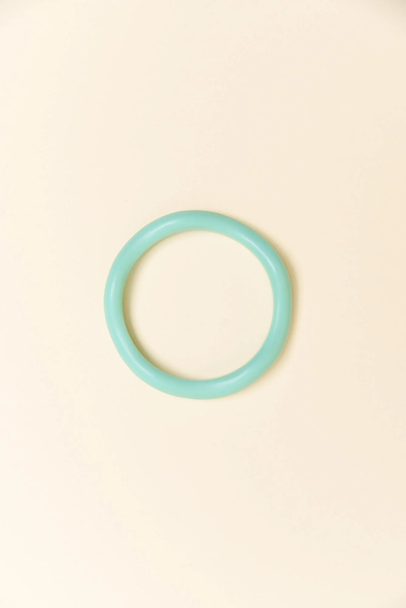 Lia Aqua Resin Wave Bangle