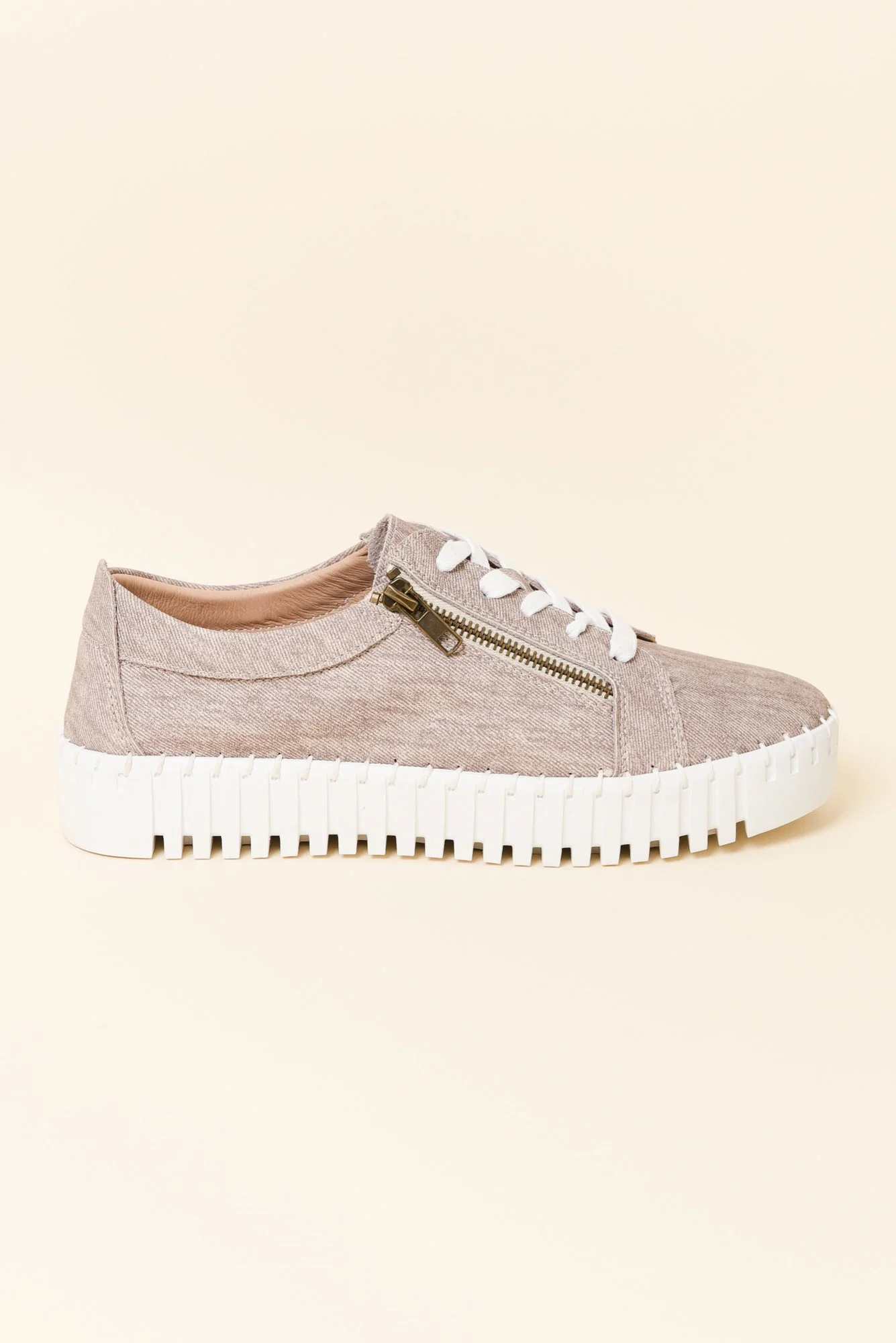 Medusa Taupe Twill Platform Sneaker